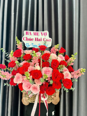 giỏ hồng đỏ mix lạc thần